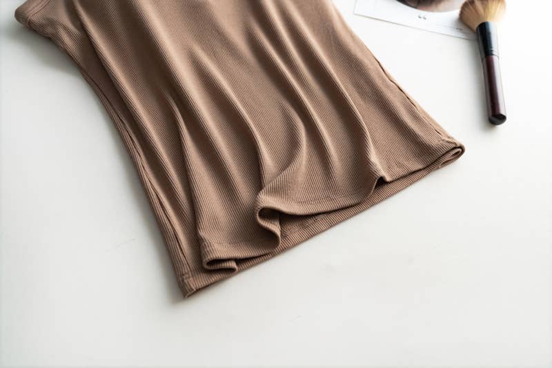 Regular basic halter neck shelf bra rib tank top
