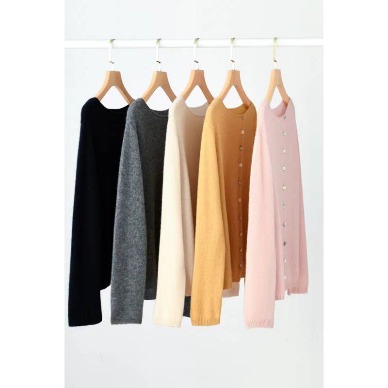 Plain Effortless Asymmetric button closure knit cardigan
