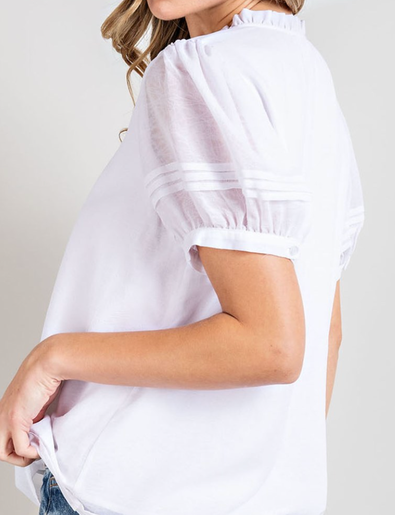 Short Sleeze White Ruffle Blouse